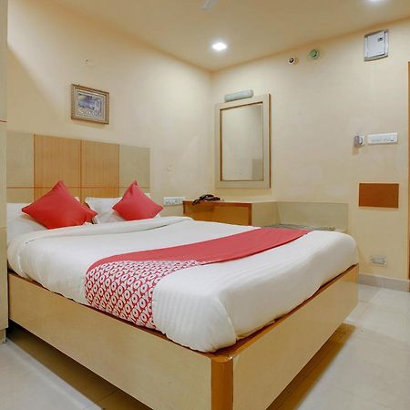 Sururnagar Hotel O Shanta Residency Lodge מראה חיצוני תמונה